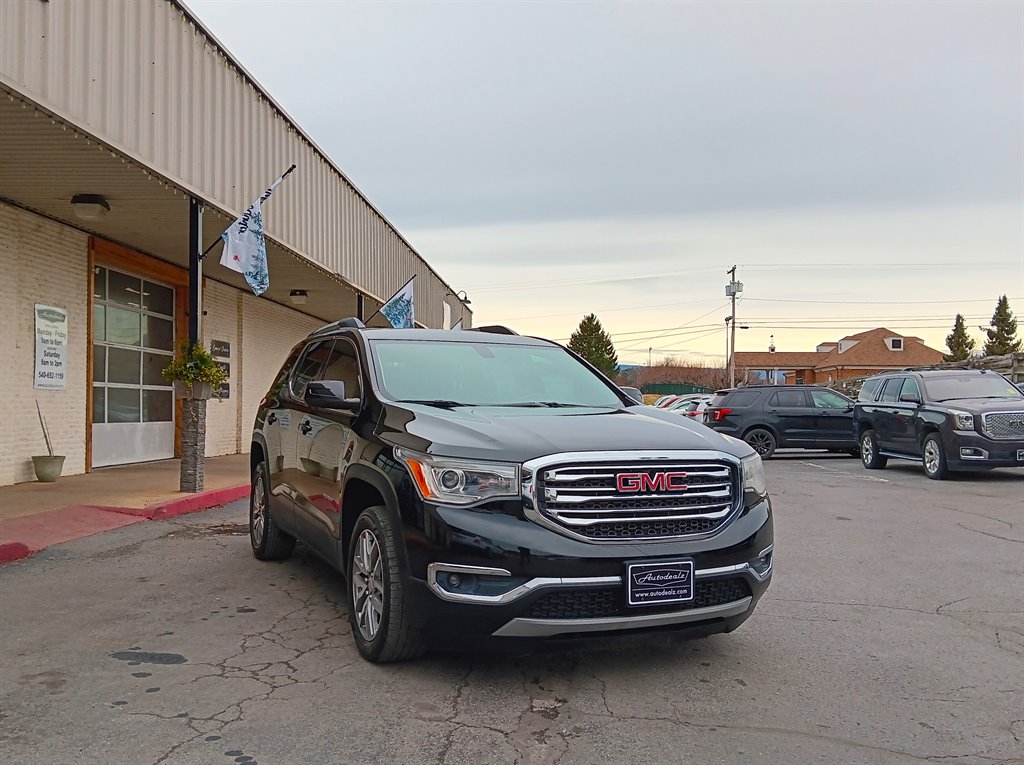 2017 GMC Acadia SLE-2 photo 1